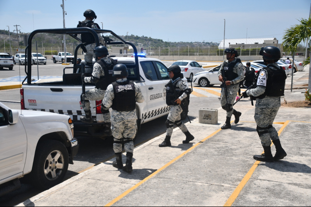 Blindan el aeropuerto de Campeche por la llegada de una boleta electoral