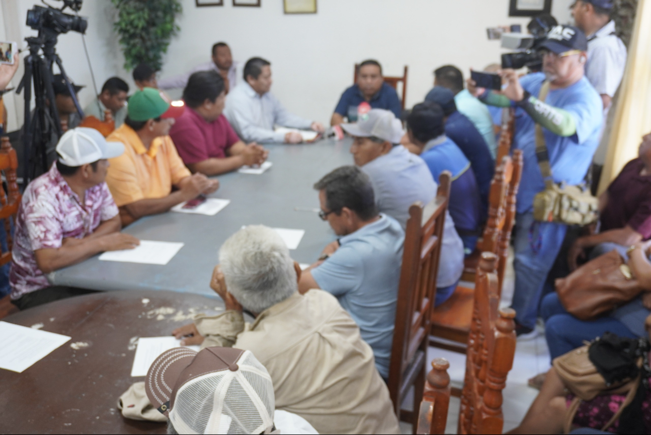 Déficit en la producción de miel, producto del calor, incendios y deforestación Déficit en la producción de miel, producto del calor, incendios y deforestación