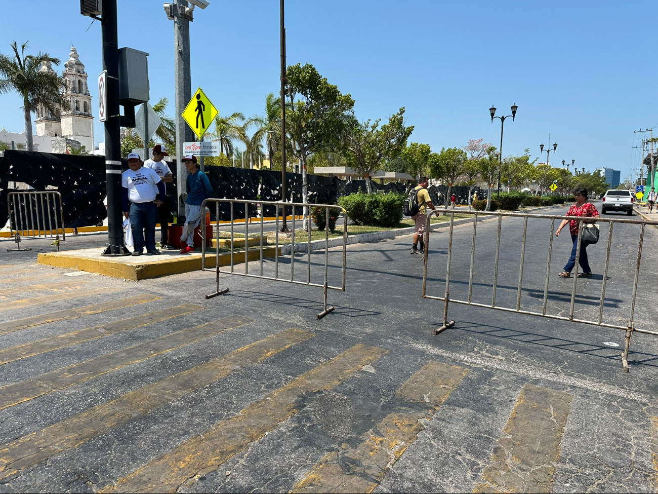Cierran avenida 16 de septiembre Cierran avenida 16 de septiembre