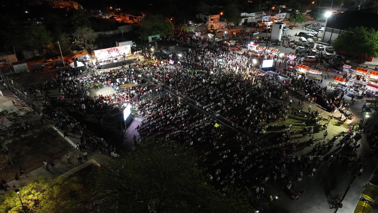 Claudia Sheinbaum abarrotó el parque de San Roque en Mérida Claudia Sheinbaum abarrotó el parque de San Roque en Mérida