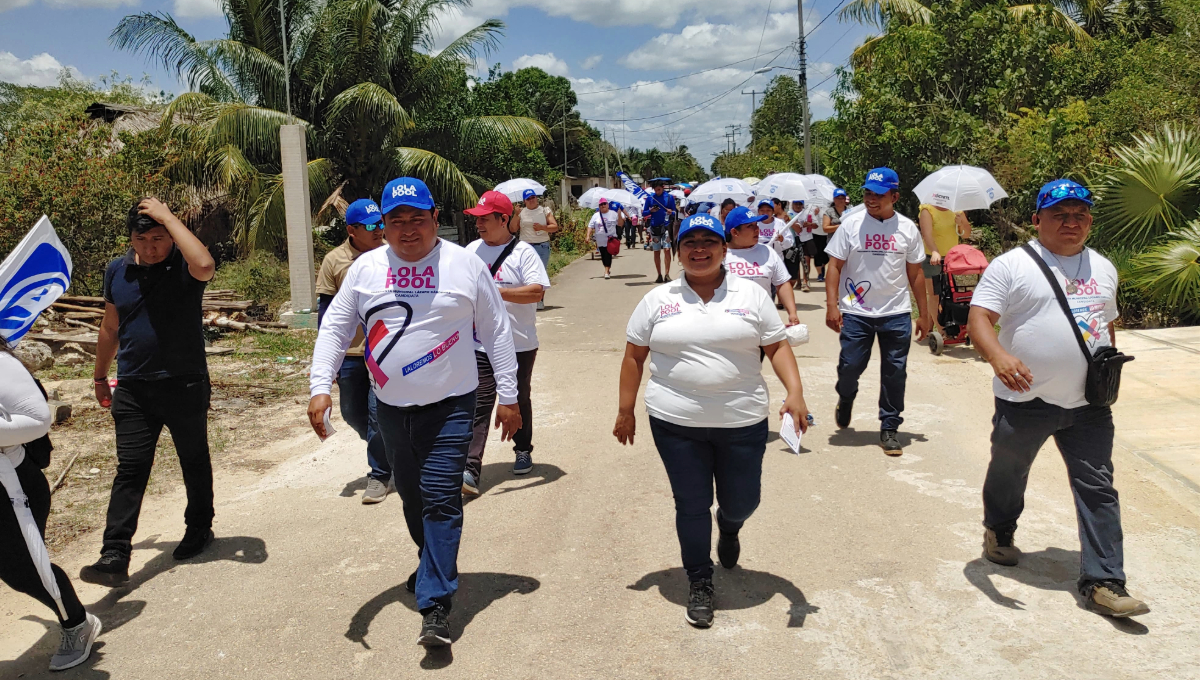Los lazarocardenses afirman que Nivardo Mena y Aurora Pool no cumplieron estando en la Administración Los lazarocardenses afirman que Nivardo Mena y Aurora Pool no cumplieron estando en la Administración