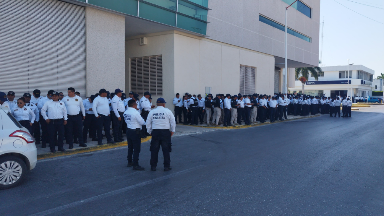 Policías de Campeche buscan diálogo con Claudia Sheinbaum Policías de Campeche buscan diálogo con Claudia Sheinbaum