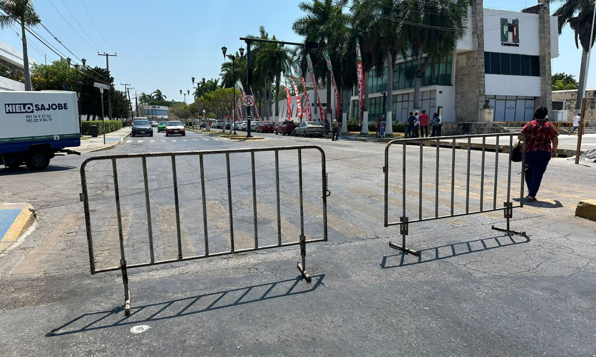Claudia  Sheinbaum en Campeche: Cierran vialidad de la avenida 16 de septiembre: EN VIVO 
