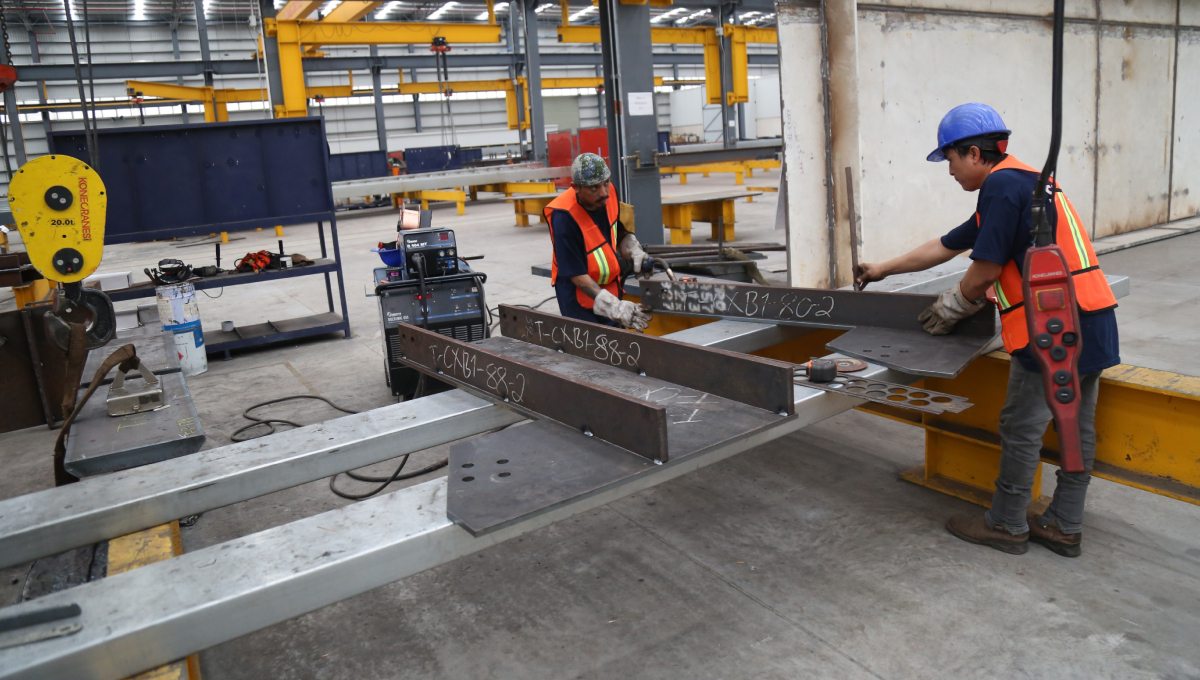 El reporte respecto a abril reveló un crecimiento de 3.7% en plazas laborales