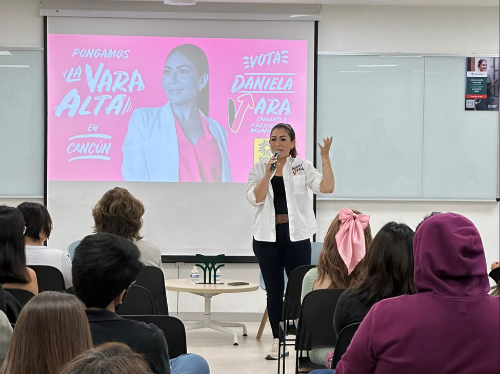 La candidata del PRD se mantiene enfocada en los estudiantes La candidata del PRD se mantiene enfocada en los estudiantes