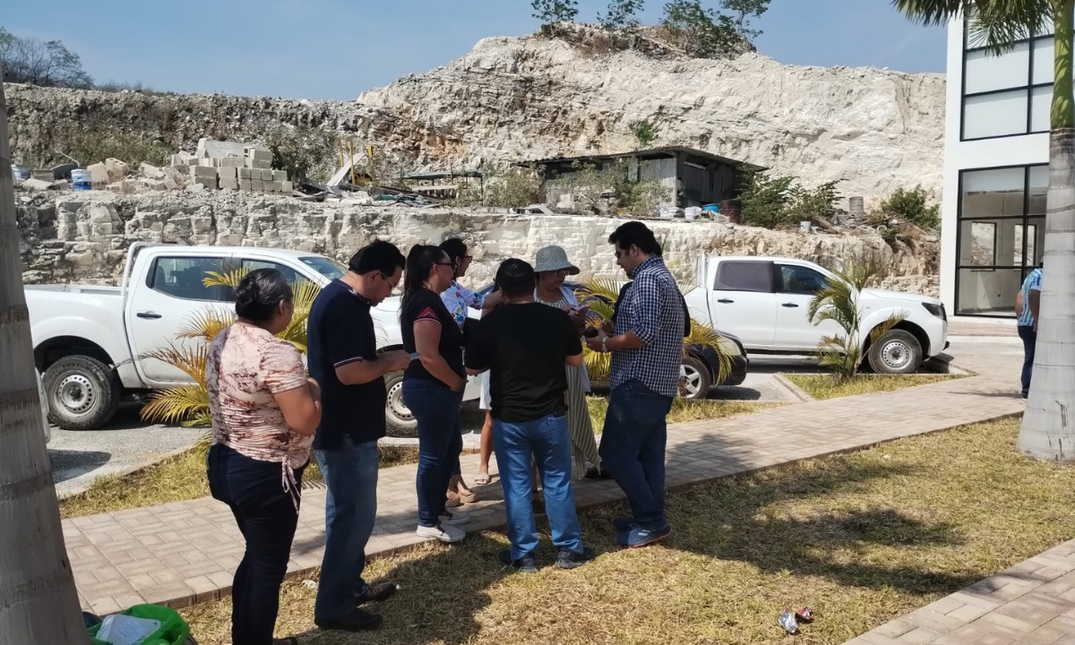 No se moverán hasta que les solucionen