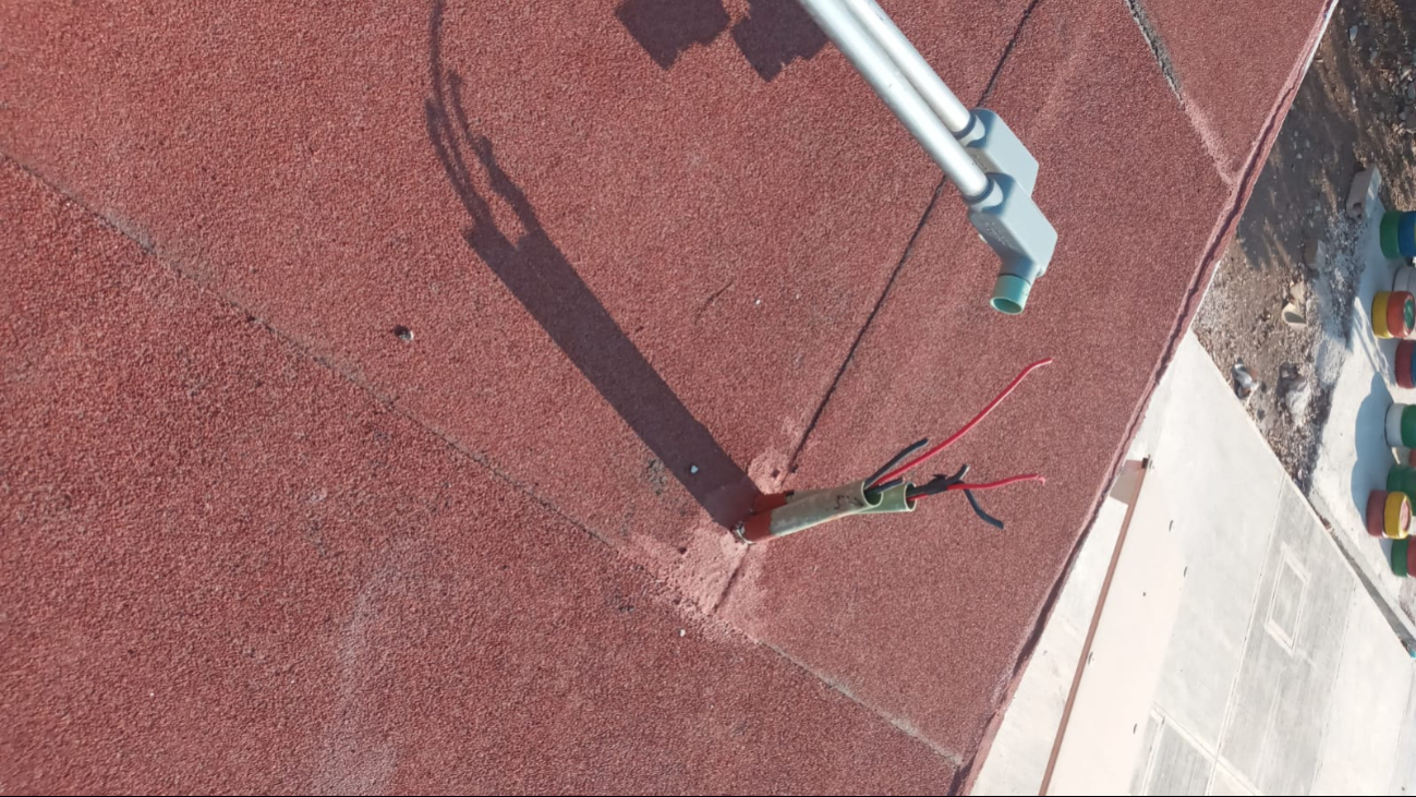 Quitaron cablería recién instalada Quitaron cablería recién instalada
