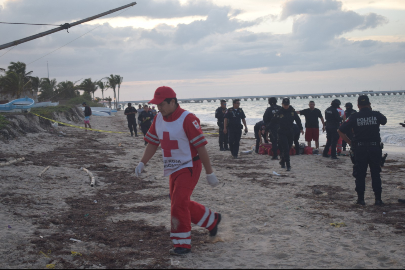 Turistas denuncian la falta de salvavidas en Progreso Turistas denuncian la falta de salvavidas en Progreso