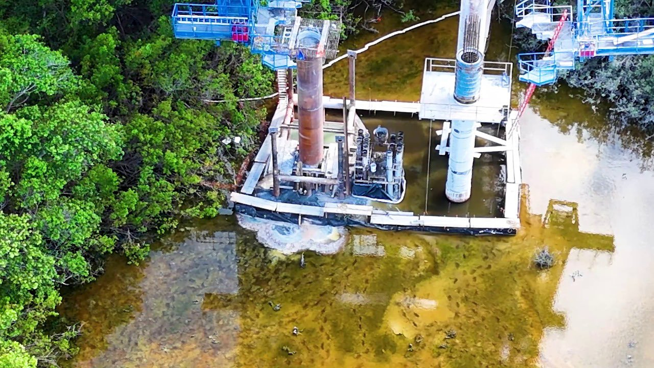 Un especialista en tratamiento de aguas dijo que el material puede solidificarse Un especialista en tratamiento de aguas dijo que el material puede solidificarse