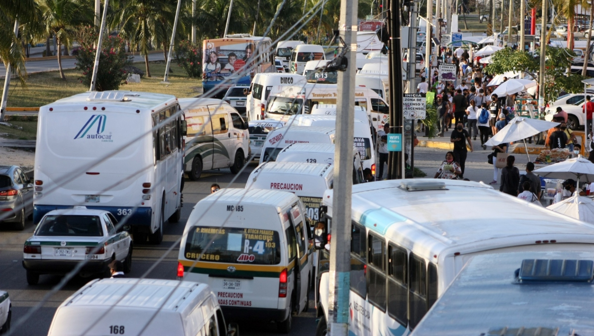Un caos se genera en calles de Cancún ante la falta de atención del Imoveqroo