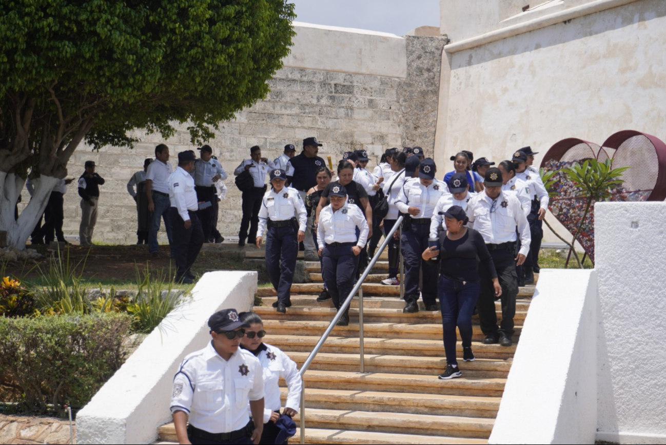 Protesta de policías  es "botín político", asegura Congreso de Campeche    