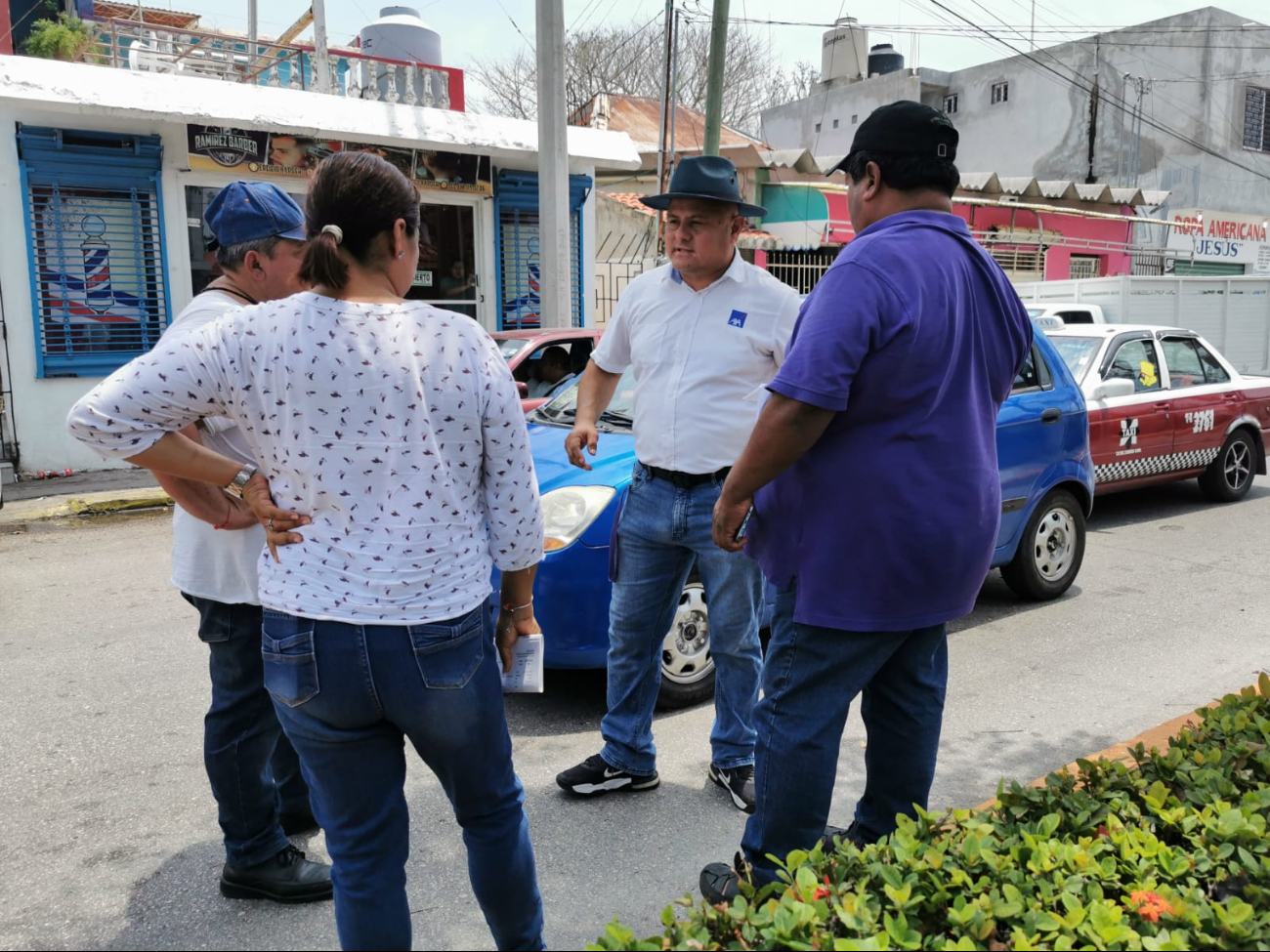 Ambos involucrados decidieron llegar a un favorable acuerdo Ambos involucrados decidieron llegar a un favorable acuerdo