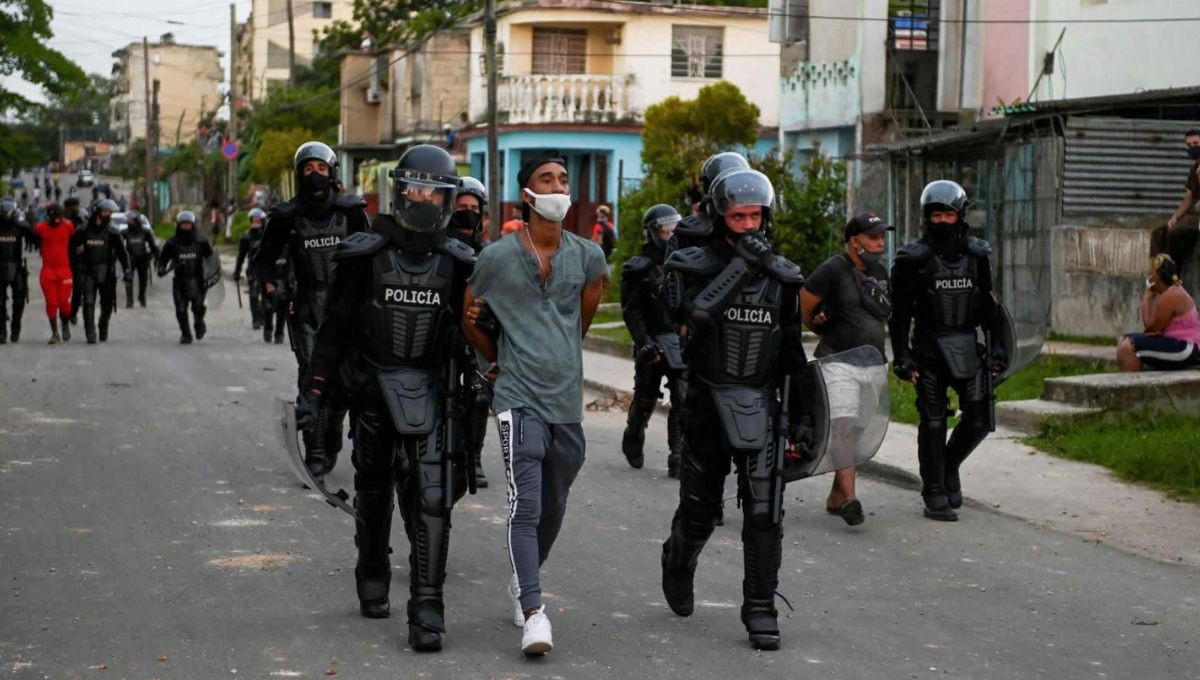 La ONG Prisioners Defenders asegura que en Cuba hay más de 1,100 presos políticos La ONG Prisioners Defenders asegura que en Cuba hay más de 1,100 presos políticos