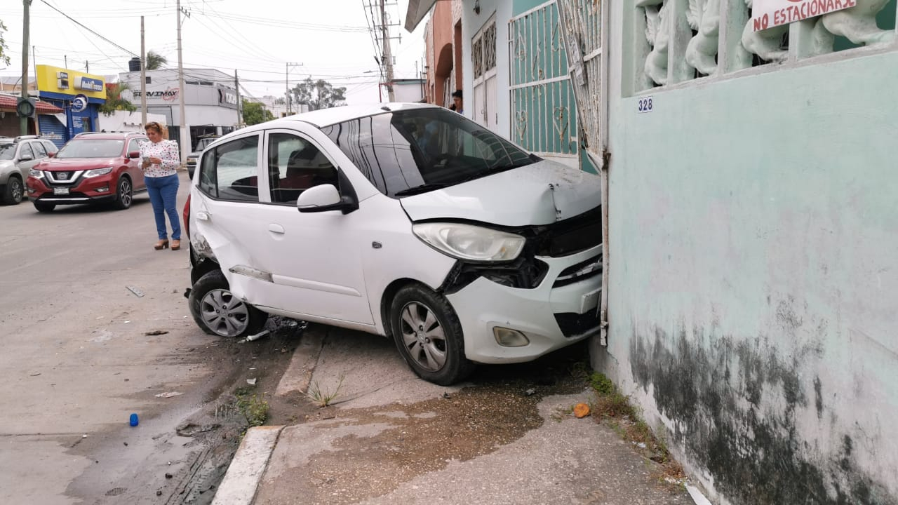 Choque con volcadura Choque con volcadura
