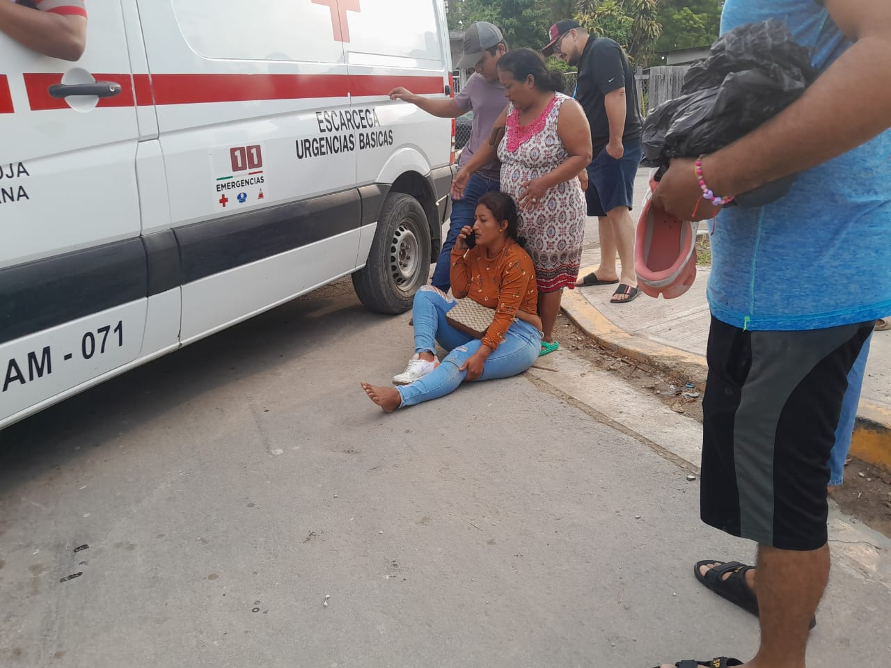 La camioneta no realizó su alto reglamentario La camioneta no realizó su alto reglamentario