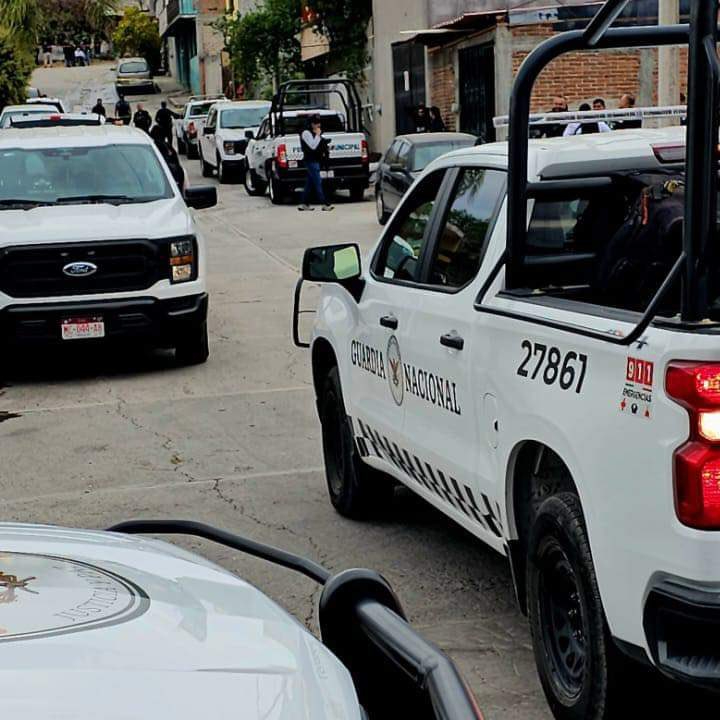 La Guardia Nacional acordonó el área en Maravatío La Guardia Nacional acordonó el área en Maravatío