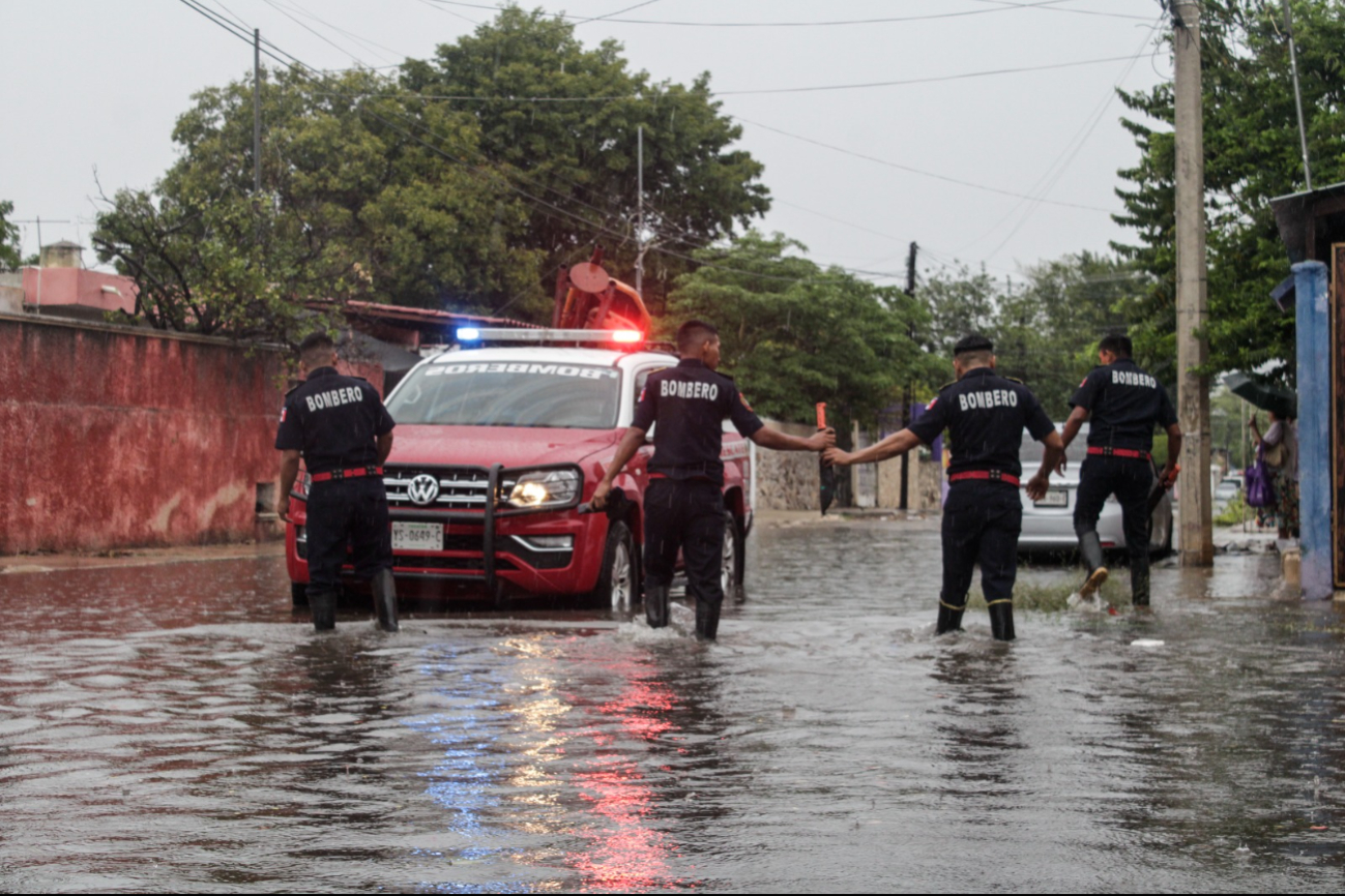 Bomberos de la Secretaría de Seguridad Pública atendieron varios reportes en la ciudad