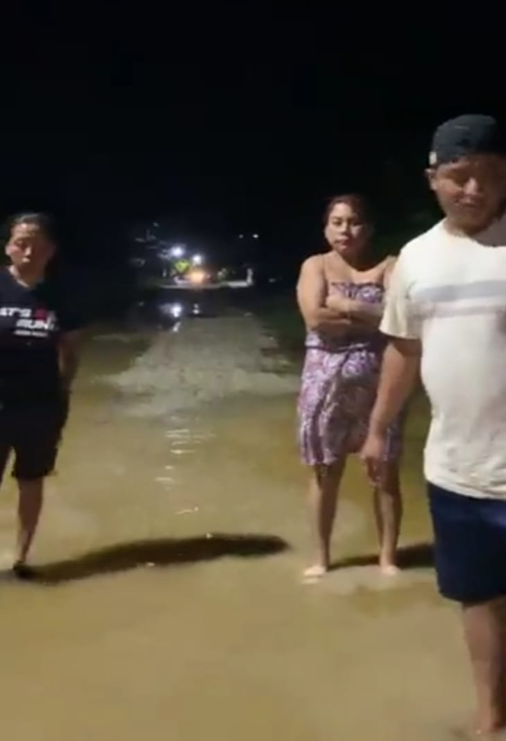 Aseguran que sus casas se han inundado por las lluvias Aseguran que sus casas se han inundado por las lluvias