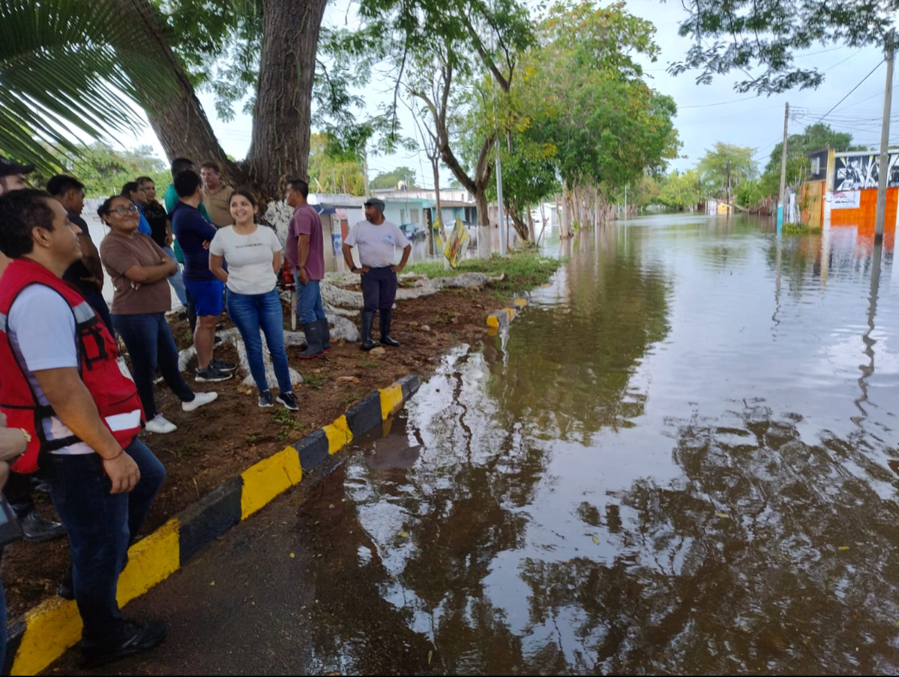 Aseguran que las imágenes de las autoridades municipales posando junto a las áreas inundadas han circulado ampliamente en redes sociales