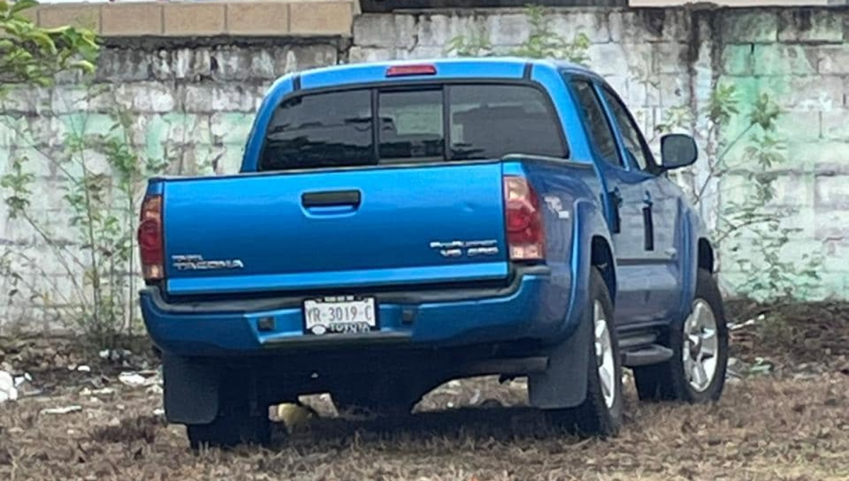 La camioneta fue abandonada en el fraccionamiento Vergel