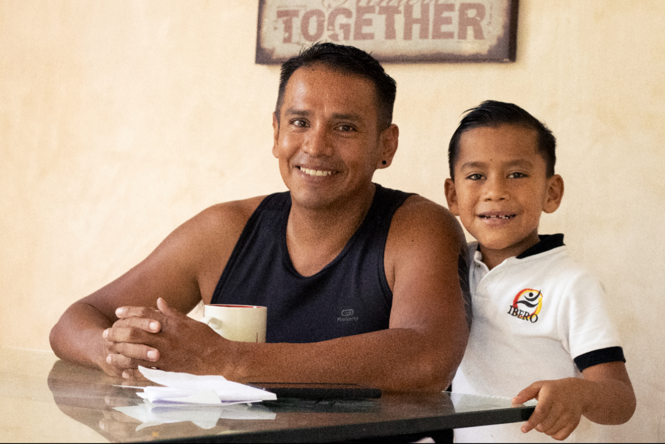 La familia celebra un doble orgullo en el mes de junio La familia celebra un doble orgullo en el mes de junio