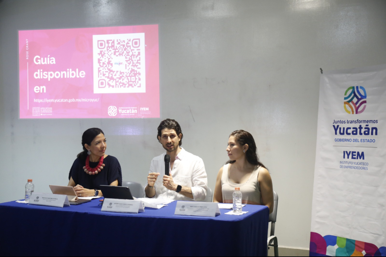La noticia se dio a conocer durante una conferencia La noticia se dio a conocer durante una conferencia