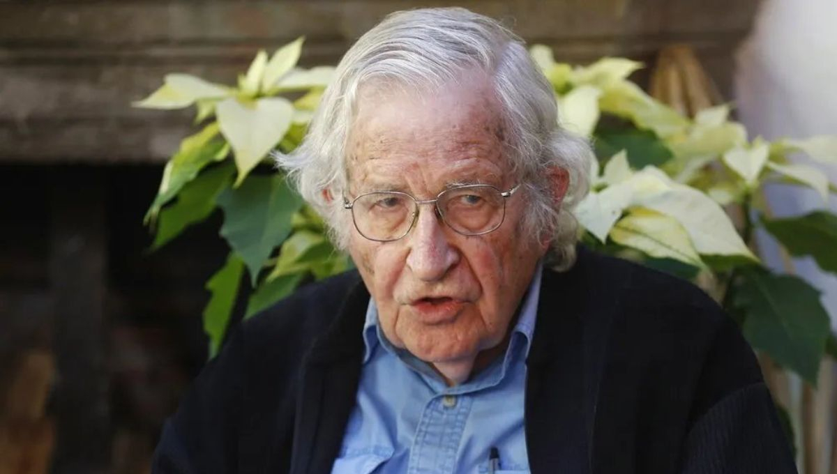 Noam Chomsky permanece bajo observación médica en Brasil Noam Chomsky permanece bajo observación médica en Brasil