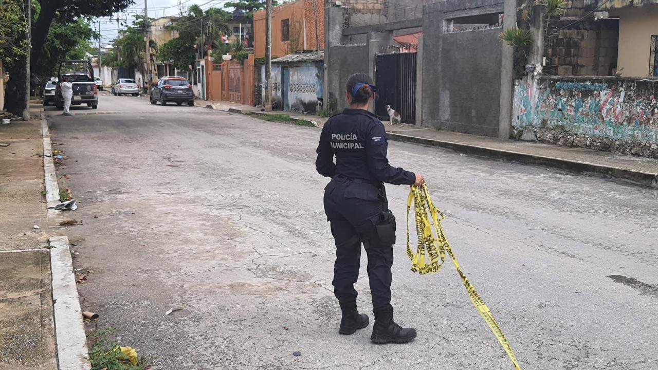 Policías acordonaron el área para las investigaciones Policías acordonaron el área para las investigaciones