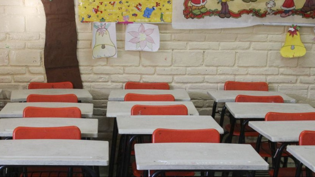 SEP anuncia suspensión de clases ante llegada de posible ciclón tropical