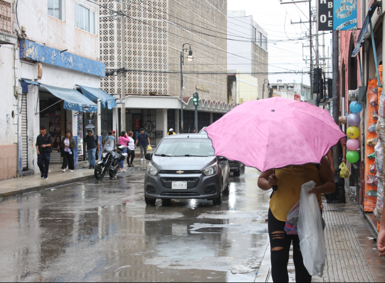 Fuertes lluvias continuarán azotando al Sureste de México Fuertes lluvias continuarán azotando al Sureste de México