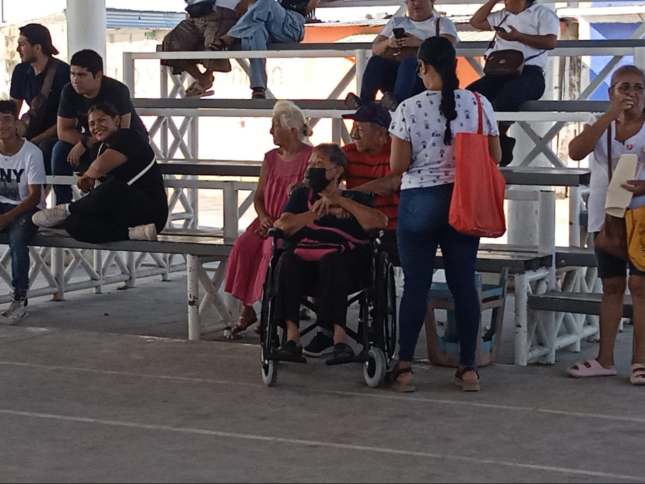 Pobladores de Ciudad del Carmen salen a votar desde primera hora: EN VIVO  
