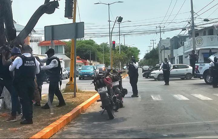 Detienen a dos presuntos agitadores Detienen a dos presuntos agitadores