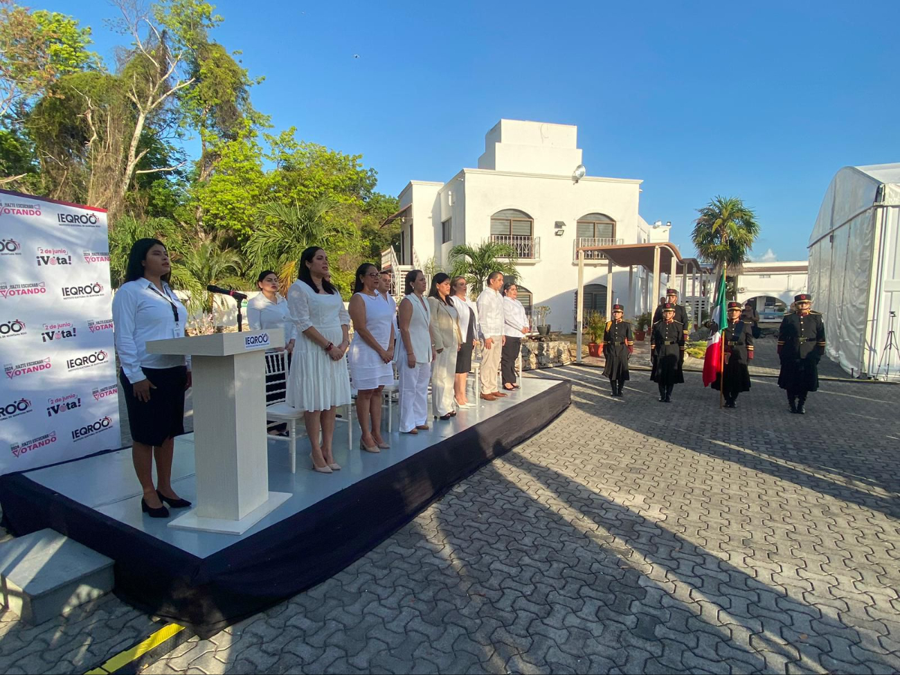 La ceremonia cívica se realizó en el Ieqroo
