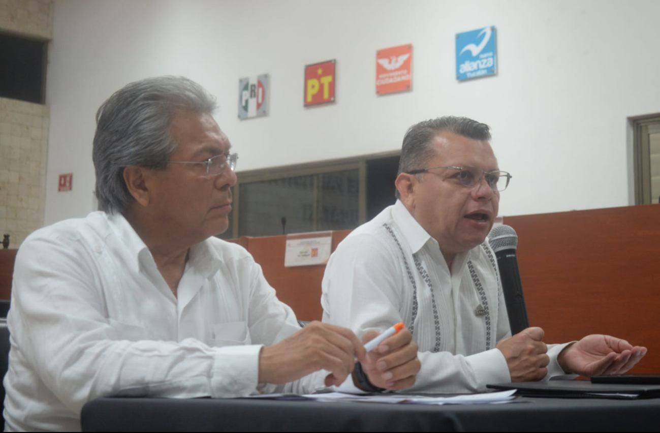Moisés Bates Aguilar, consejero presidente del IEPAC Moisés Bates Aguilar, consejero presidente del IEPAC