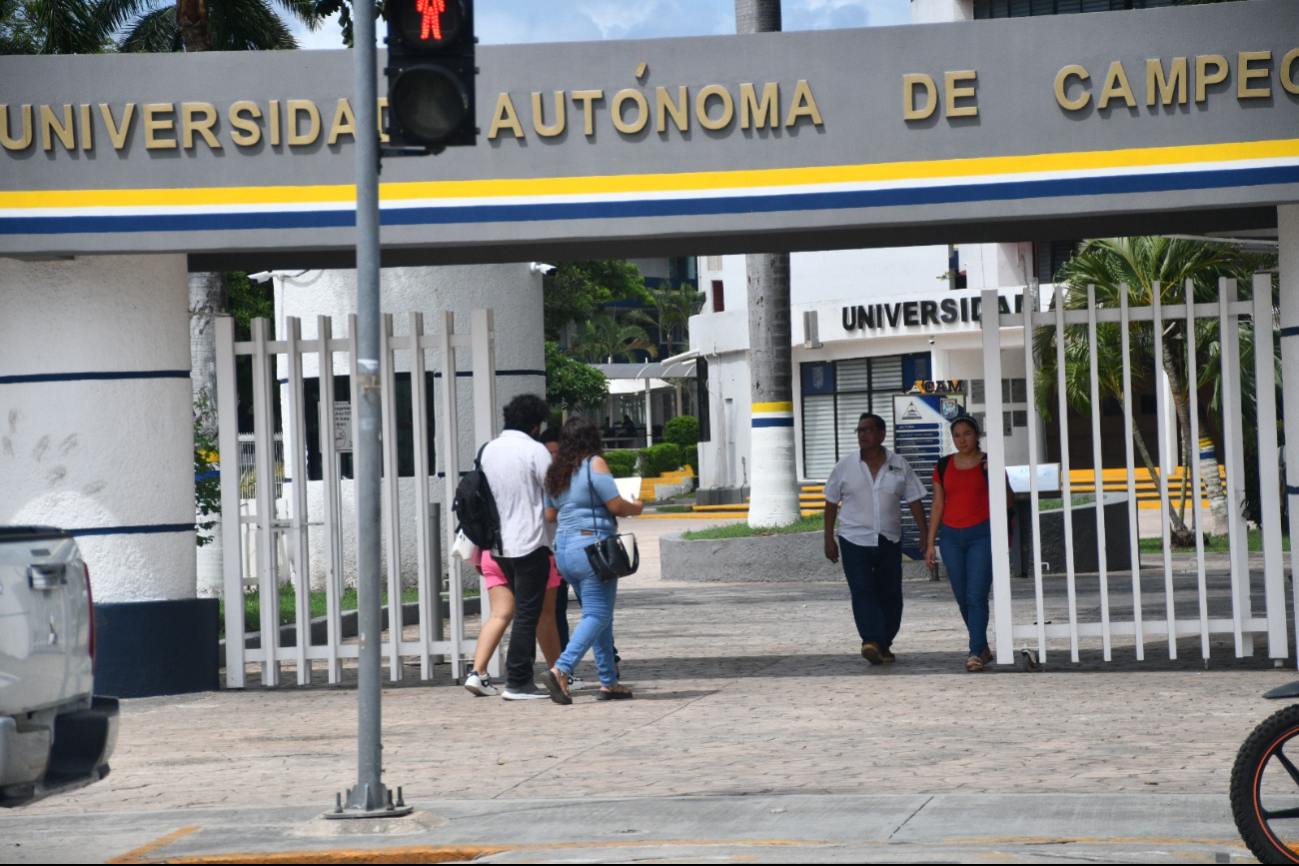 21, lunes 24 y martes 25, serán los exámenes 21, lunes 24 y martes 25, serán los exámenes