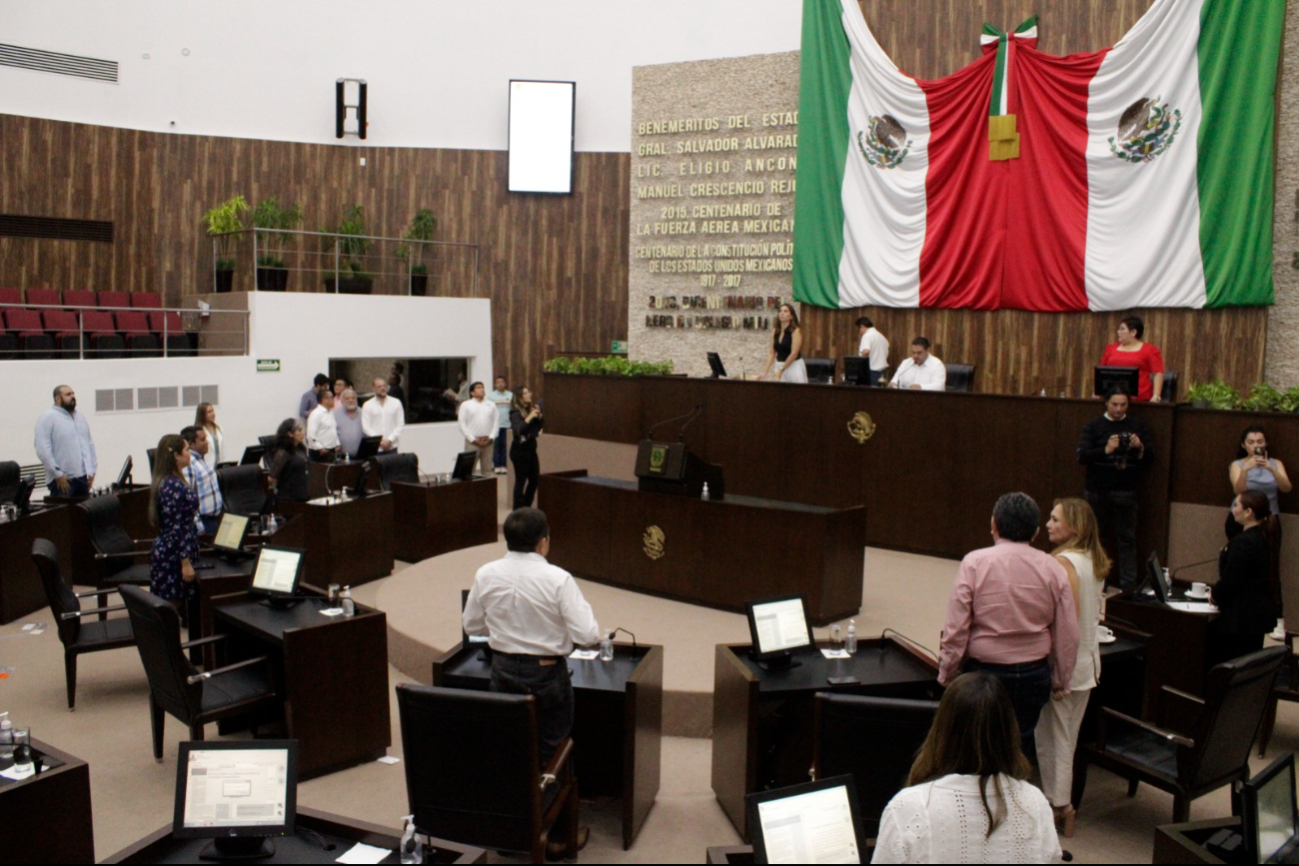 La ley fue aprobada en sesión extraordinaria La ley fue aprobada en sesión extraordinaria