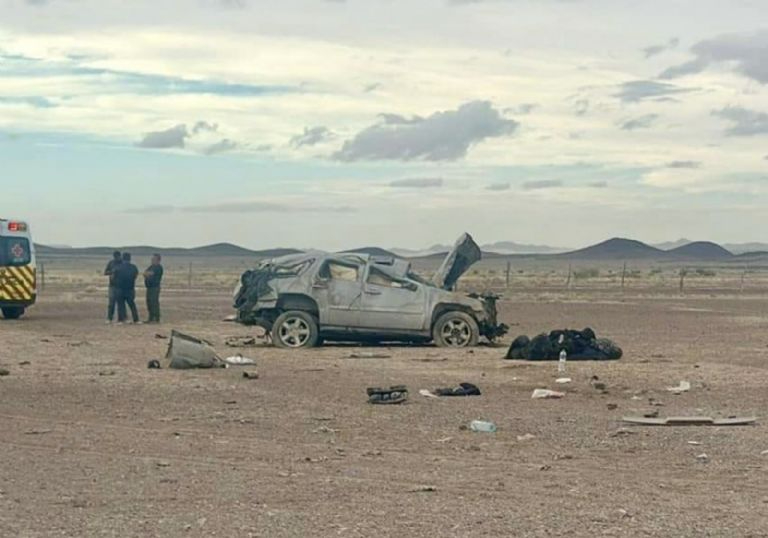 Así quedó el vehículo en el que se transportaban Así quedó el vehículo en el que se transportaban