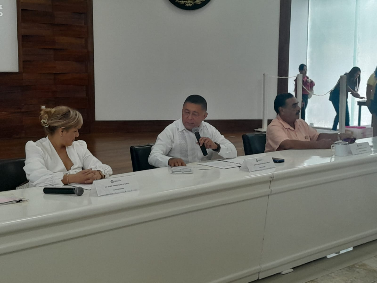 Luego de un análisis en el Cabildo se define cuáles planes son viables. Luego de un análisis en el Cabildo se define cuáles planes son viables.