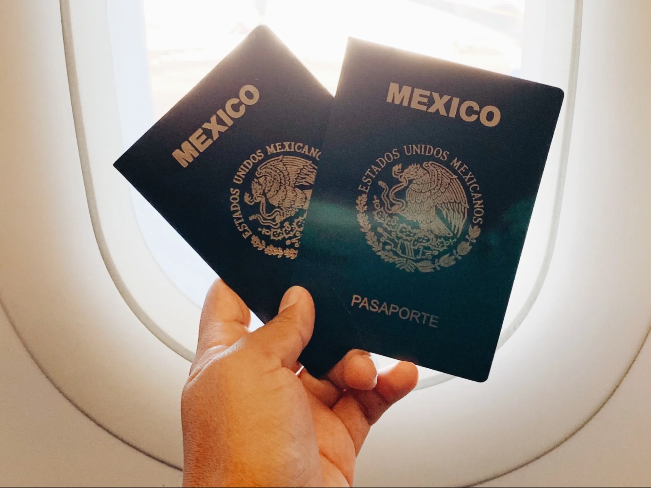 La misma Secretaría de Relaciones Exteriores canceló los folios de los pasaportes para emitir una notificación para las autoridades nacionales e internacionales