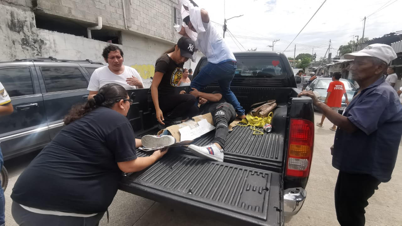 Ninguna ambulancia llegó Ninguna ambulancia llegó
