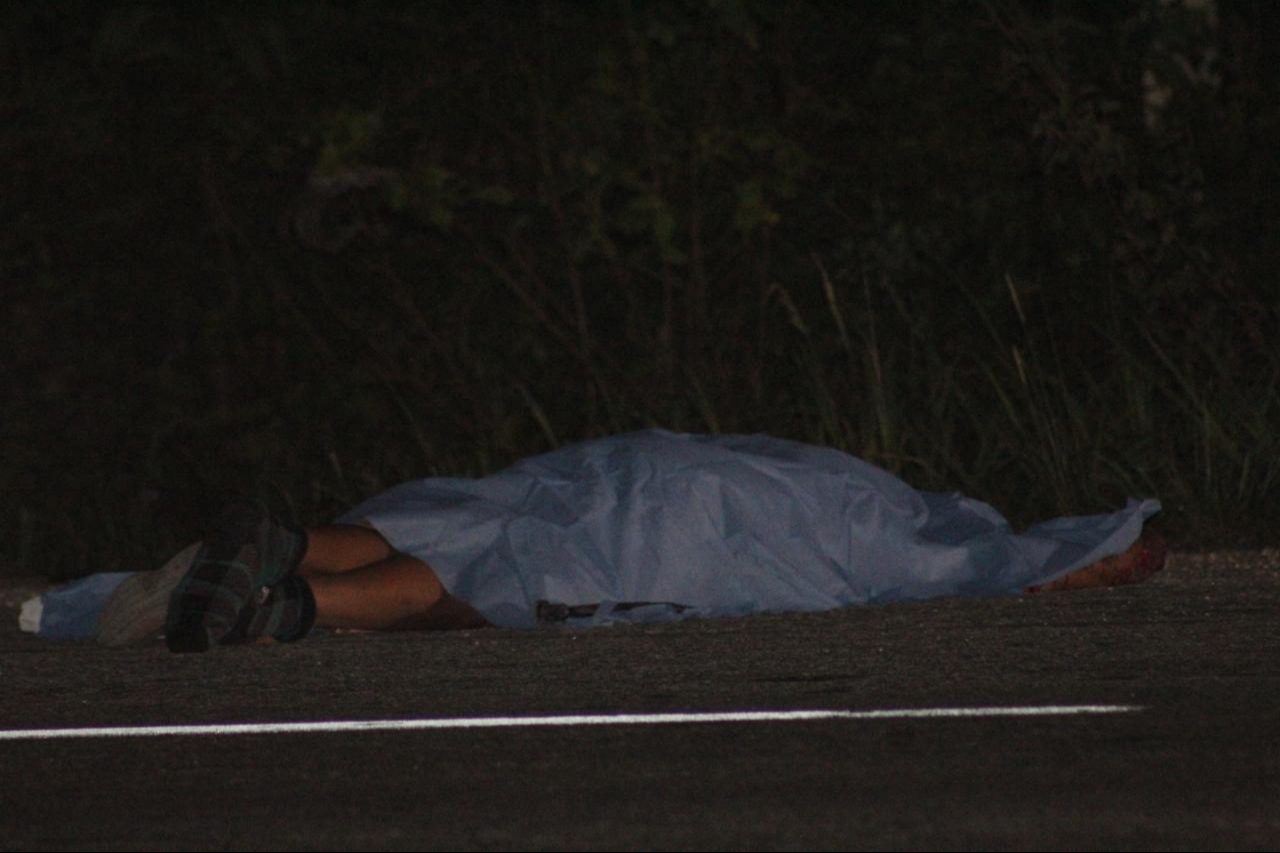 El cuerpo del hombre permaneció a un costado del libramiento Cancún-Mérida El cuerpo del hombre permaneció a un costado del libramiento Cancún-Mérida
