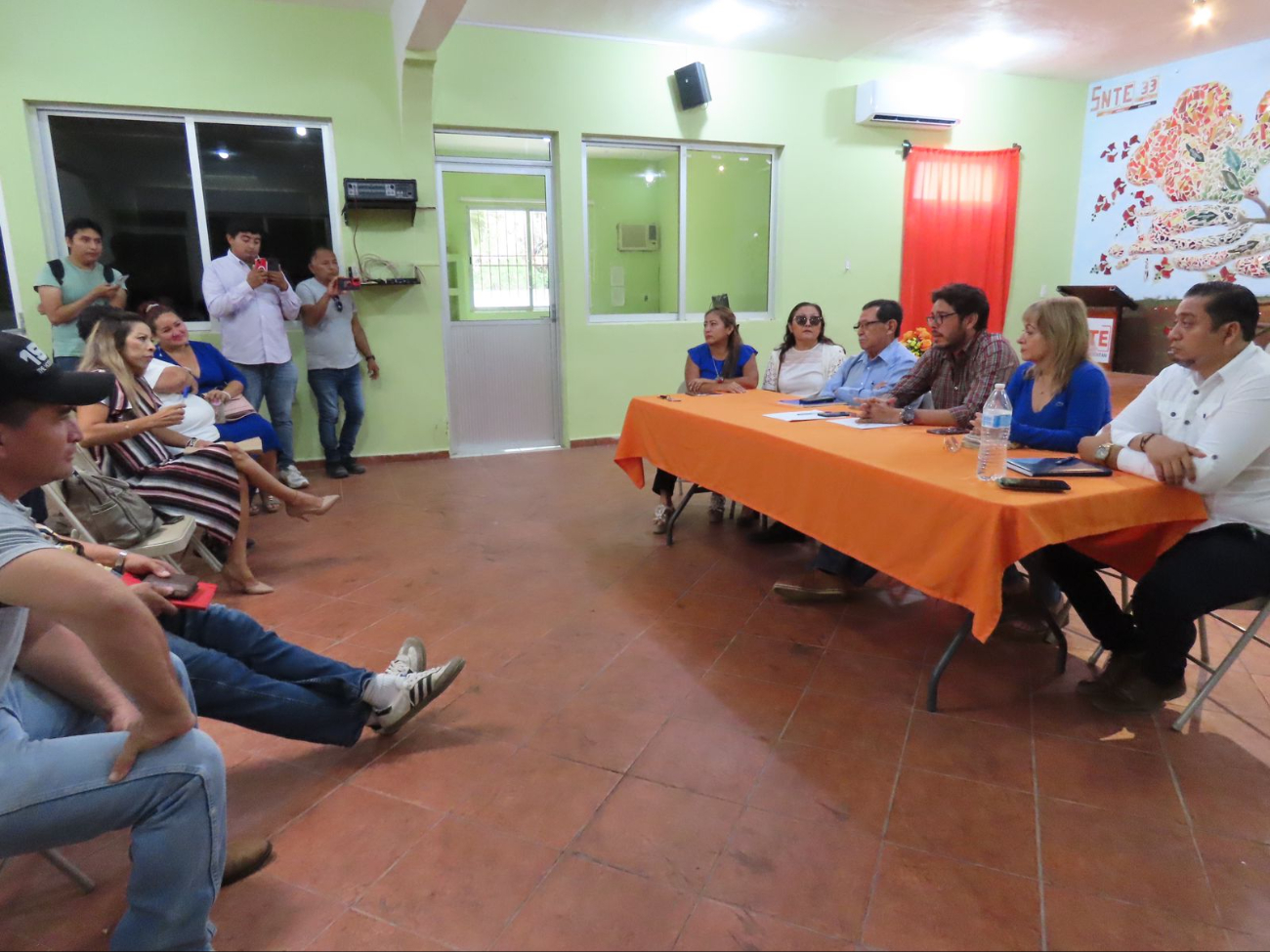Maestros de Yucatán exigen la destitución del Secretario General de la Sección 33 del SNTE