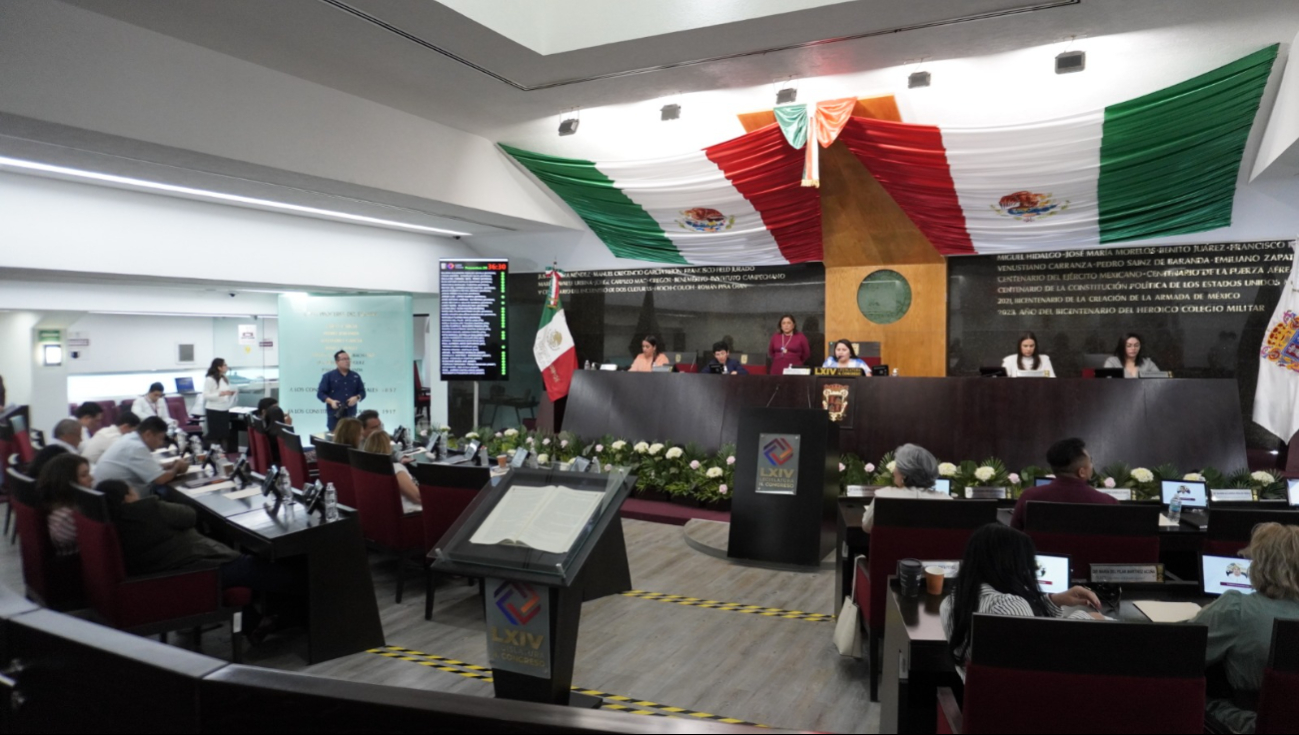 Tendría que ser presentada e incluso votada en la próxima legislatura Tendría que ser presentada e incluso votada en la próxima legislatura