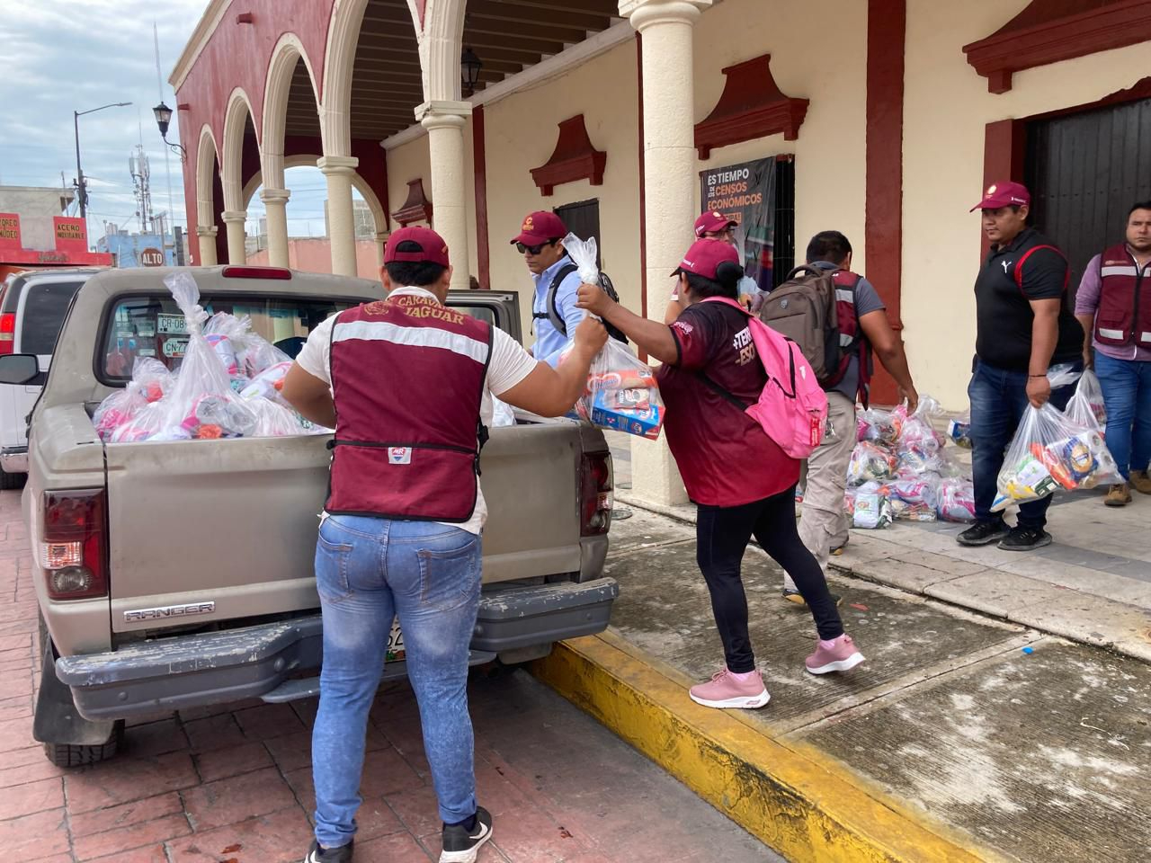 Entregan apoyos a  600 familias afectadas por la Tormenta Tropical Alberto en Campeche