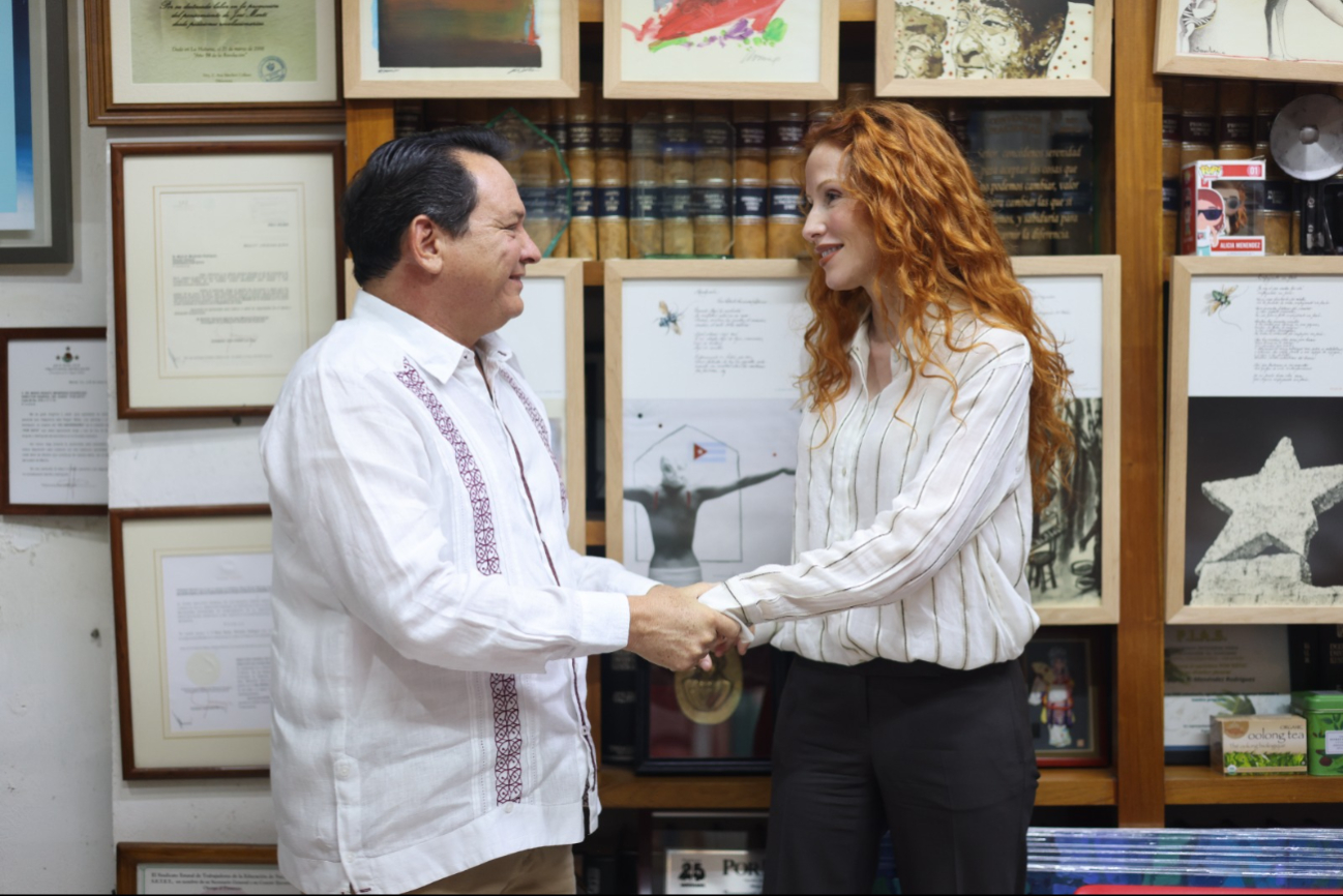 Así fue el encuentro entre el gobernador electo de Yucatán y la directora de PorEsto Así fue el encuentro entre el gobernador electo de Yucatán y la directora de PorEsto
