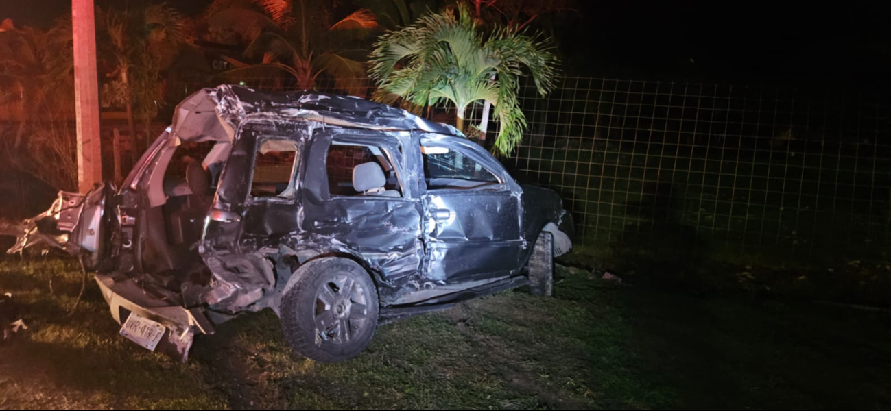 En carreterazo ocurrido en Puerto Morelos dos personas perdieron la  vida