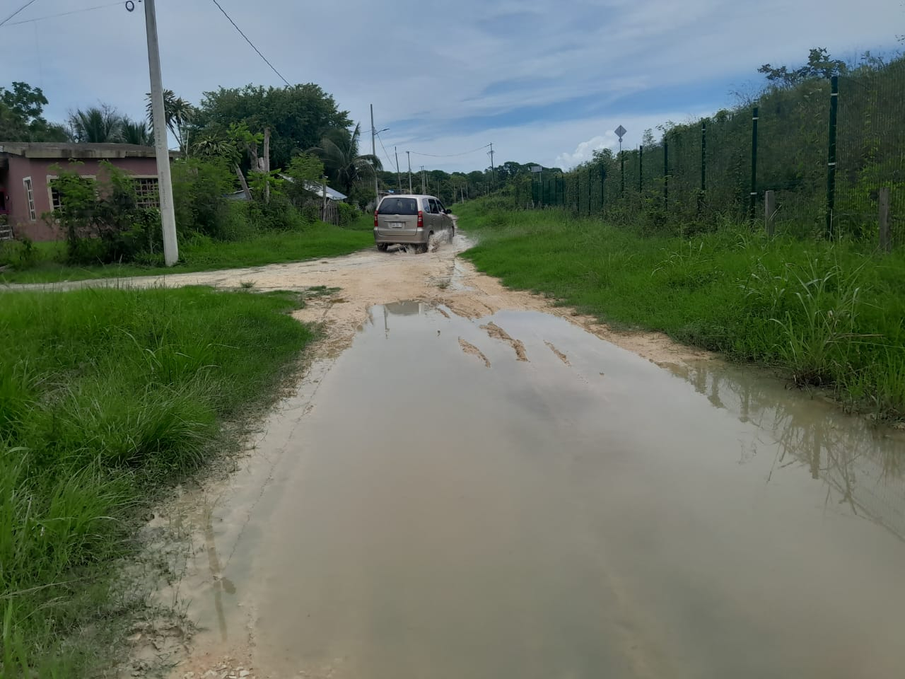 Vecinos demandan acción Vecinos demandan acción