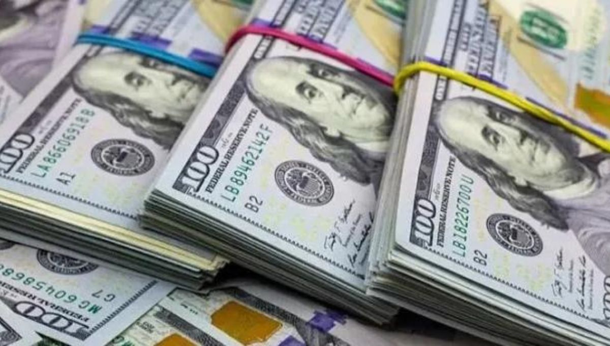 El peso mexicano arrancó la jornada cambiaria con una ligera pérdida frente al dólar El peso mexicano arrancó la jornada cambiaria con una ligera pérdida frente al dólar