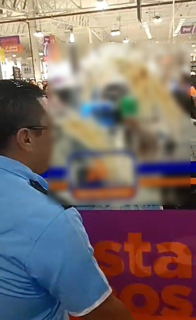 La mujer embarró el cristal para escapar La mujer embarró el cristal para escapar