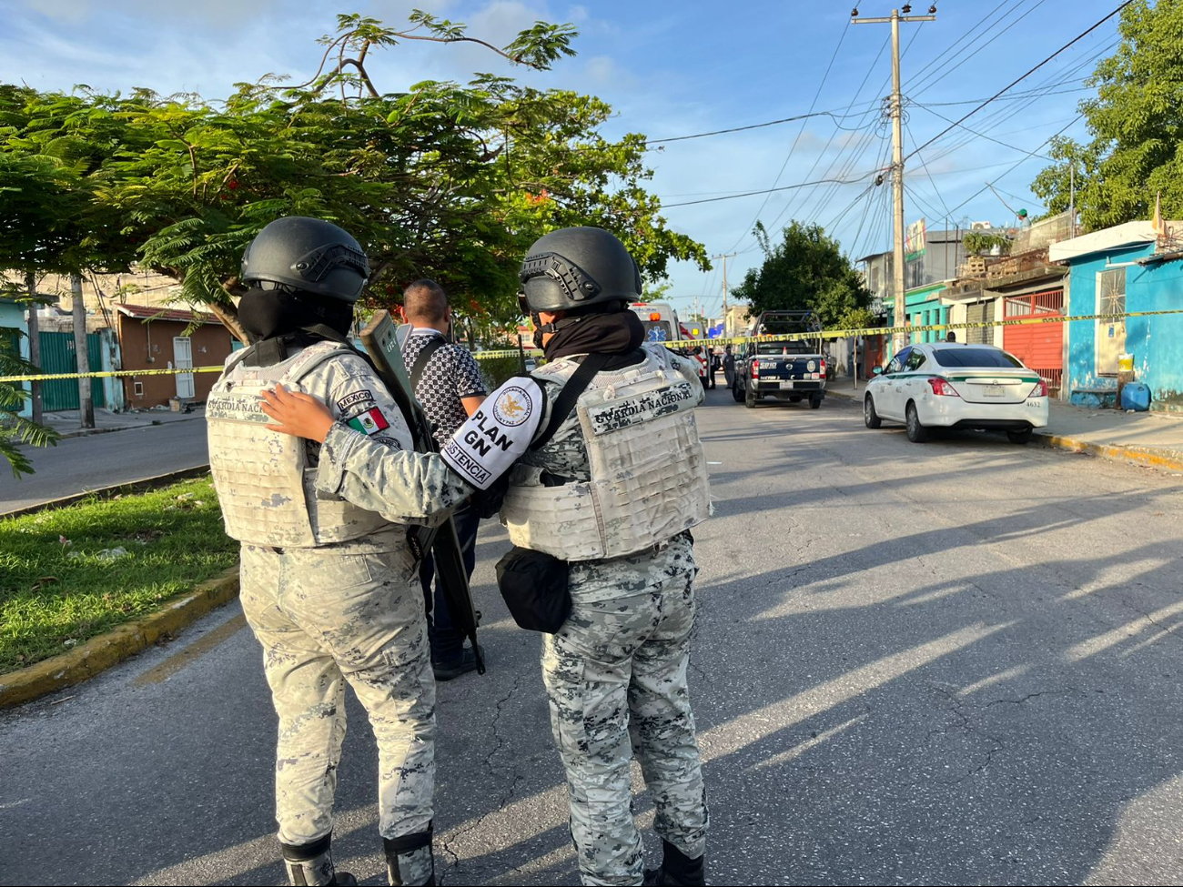 Elementos de seguridad acordonaron el área en Cancún Elementos de seguridad acordonaron el área en Cancún